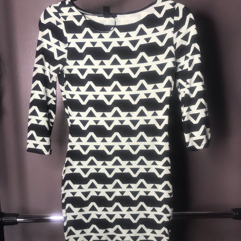 Multi-seasonal mini bodycon dress